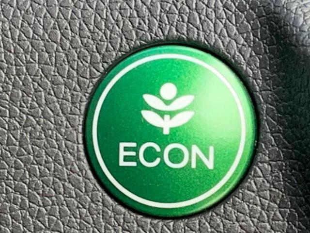 ＷＥＣＡＲＳでは登録（届出）済未使用車や走行距離１万ｋｍ未満の在庫車も多数ご用意しております！状態は良いものが良いけど、新車は高いな・・・そんなお客様にオススメです！