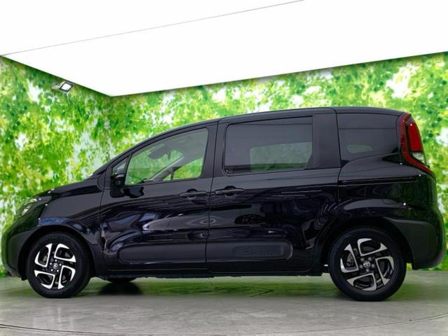 シエンタ Ｇ　新品タイヤ／保証書／ディスプレイオーディオ＋ナビ８インチ／トヨタセーフティセンス／ハンズフリー両側電動スライドドア／車線逸脱防止支援システム／パーキングアシスト　バックガイド　衝突被害軽減システム（2枚目）