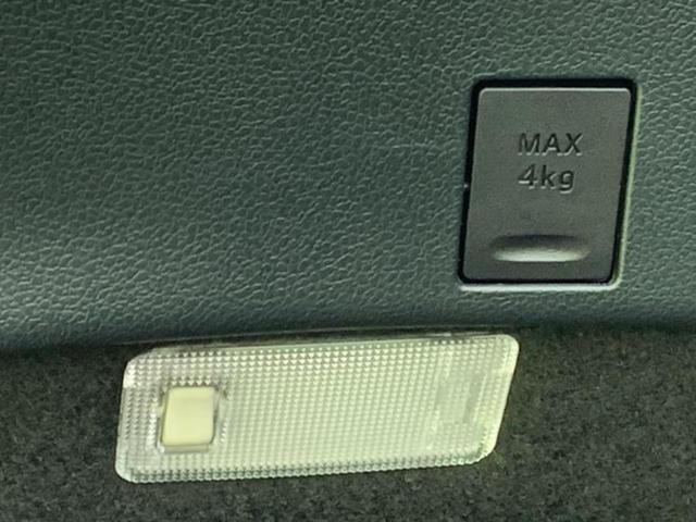 プリウス S 保証書/社外 メモリーナビ/トヨタセーフティセンス/車線逸脱防止支援システム/ドライブレコーダー 社外/ヘッドランプ LED/USBジャック/Bluetooth接続/ETC/EBD付ABS 禁煙車(47枚目)