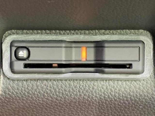 ステップワゴン スパーダプレミアムライン　新品タイヤ／保証書／純正　１１インチ　メモリーナビ／フリップダウンモニター　純正　１５．６インチ／ホンダセンシング／両側電動スライドドア／シートヒーター　前席／マルチビューカメラシステム　ターボ（30枚目）