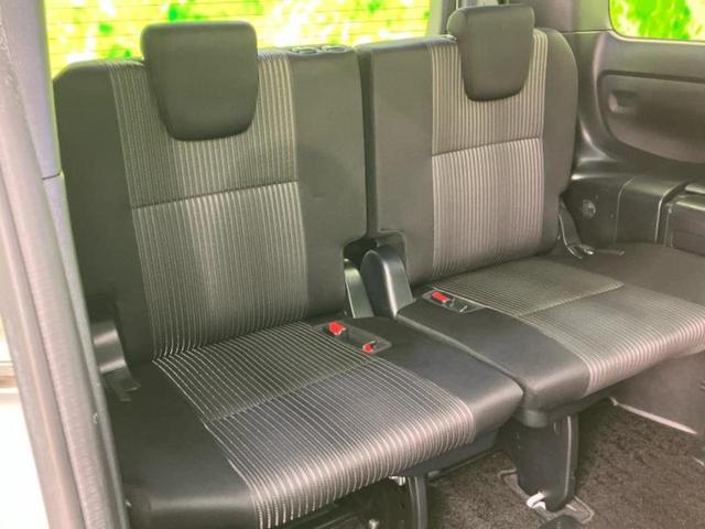 ヴォクシー ハイブリッドZSキラメキ2 新品タイヤ/保証書/社外 11インチ SDナビ/フリップダウンモニター 社外 12.8インチ/トヨタセーフティセンス/両側電動スライドドア/シートヒーター 前席/車線逸脱防止支援システム バックカメラ(6枚目)