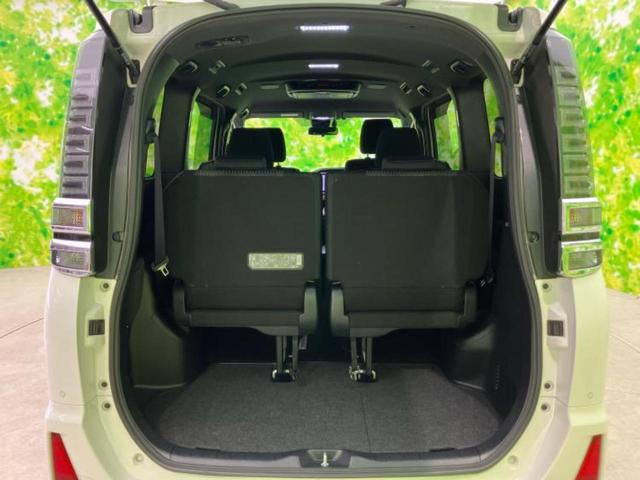 ヴォクシー ハイブリッドZSキラメキ2 新品タイヤ/保証書/社外 11インチ SDナビ/フリップダウンモニター 社外 12.8インチ/トヨタセーフティセンス/両側電動スライドドア/シートヒーター 前席/車線逸脱防止支援システム バックカメラ(20枚目)