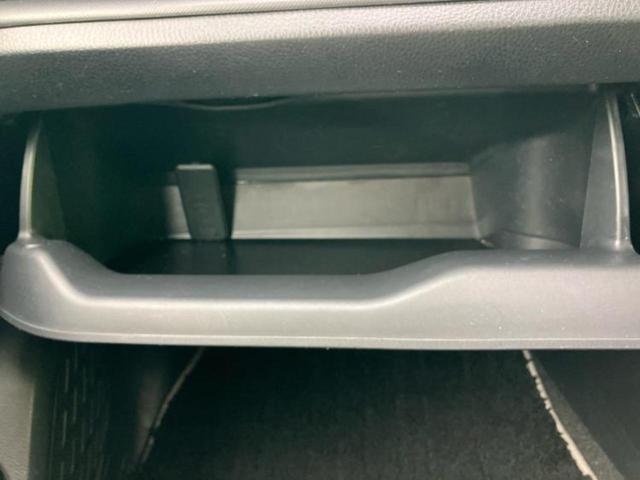 ヴォクシー ハイブリッドZSキラメキ2 新品タイヤ/保証書/社外 11インチ SDナビ/フリップダウンモニター 社外 12.8インチ/トヨタセーフティセンス/両側電動スライドドア/シートヒーター 前席/車線逸脱防止支援システム バックカメラ(27枚目)