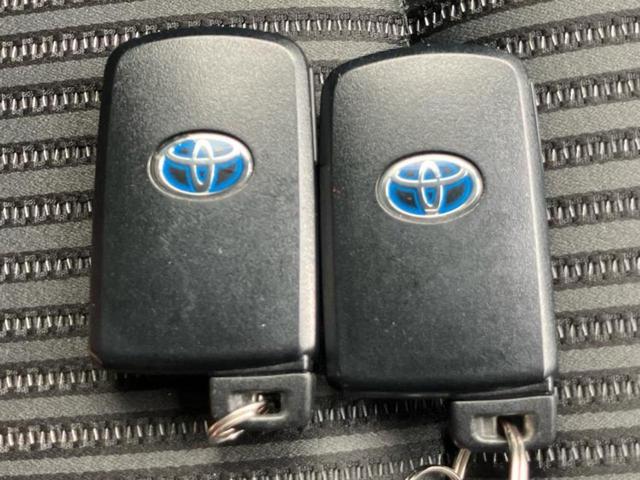 ヴォクシー ハイブリッドZSキラメキ2 新品タイヤ/保証書/社外 11インチ SDナビ/フリップダウンモニター 社外 12.8インチ/トヨタセーフティセンス/両側電動スライドドア/シートヒーター 前席/車線逸脱防止支援システム バックカメラ(38枚目)