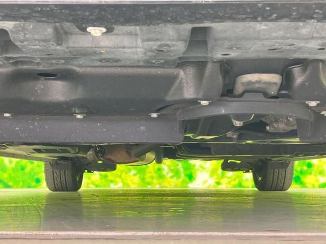 ヴォクシー ハイブリッドZSキラメキ2 新品タイヤ/保証書/社外 11インチ SDナビ/フリップダウンモニター 社外 12.8インチ/トヨタセーフティセンス/両側電動スライドドア/シートヒーター 前席/車線逸脱防止支援システム バックカメラ(60枚目)