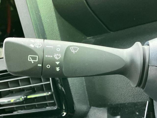 タント カスタムRSスタイルセレクション 新品タイヤ/保証書/スマートアシスト(トヨタ・ダイハツ)/両側電動スライドドア/シートヒーター 前席/車線逸脱防止支援システム/シート ハーフレザー/ヘッドランプ LED/USBジャック/ETC(12枚目)