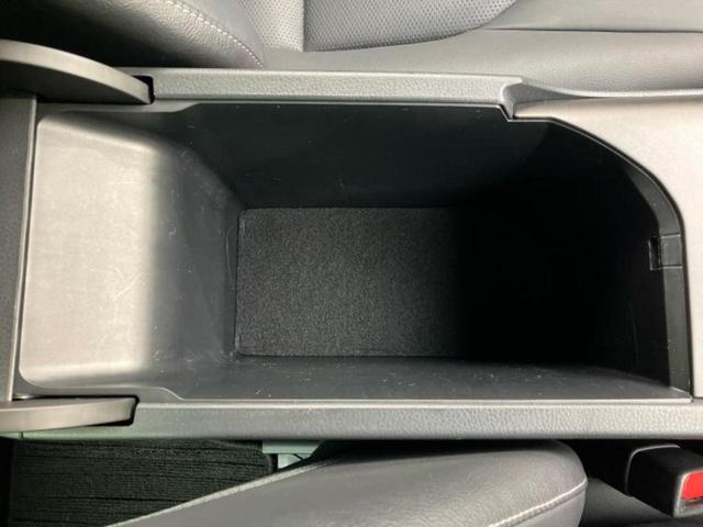 カムリ WSレザーパッケージ 新品タイヤ/保証書/ディスプレイオーディオ+ナビ9インチ/トヨタセーフティセンス/シートヒーター 前席/車線逸脱防止支援システム/シート フルレザー/パーキングアシスト バックガイド 革シート 禁煙車(25枚目)