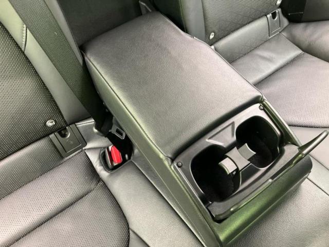 カムリ WSレザーパッケージ 新品タイヤ/保証書/ディスプレイオーディオ+ナビ9インチ/トヨタセーフティセンス/シートヒーター 前席/車線逸脱防止支援システム/シート フルレザー/パーキングアシスト バックガイド 革シート 禁煙車(52枚目)