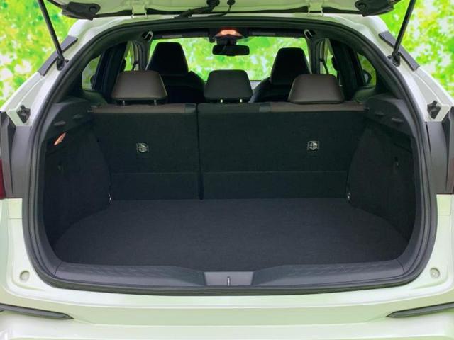 Ｃ－ＨＲ Ｇ　社外　９インチ　ＳＤナビ／トヨタセーフティセンス／シートヒーター　前席／車線逸脱防止支援システム／シート　ハーフレザー／ＵＳＢジャック／Ｂｌｕｅｔｏｏｔｈ接続／ＥＴＣ／ＥＢＤ付ＡＢＳ／横滑り防止装置（8枚目）