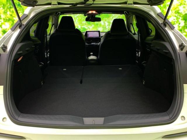 Ｃ－ＨＲ Ｇ　社外　９インチ　ＳＤナビ／トヨタセーフティセンス／シートヒーター　前席／車線逸脱防止支援システム／シート　ハーフレザー／ＵＳＢジャック／Ｂｌｕｅｔｏｏｔｈ接続／ＥＴＣ／ＥＢＤ付ＡＢＳ／横滑り防止装置（19枚目）