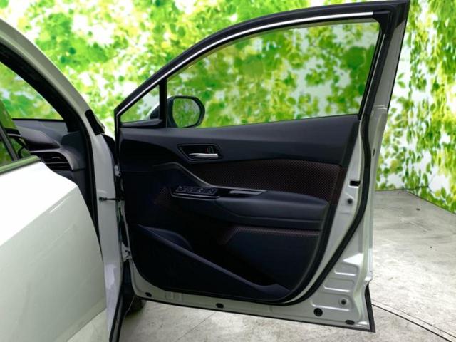 Ｃ－ＨＲ Ｇ　社外　９インチ　ＳＤナビ／トヨタセーフティセンス／シートヒーター　前席／車線逸脱防止支援システム／シート　ハーフレザー／ＵＳＢジャック／Ｂｌｕｅｔｏｏｔｈ接続／ＥＴＣ／ＥＢＤ付ＡＢＳ／横滑り防止装置（20枚目）