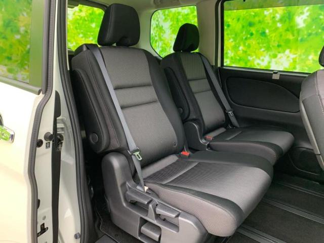 セレナ eパワーハイウェイスターV 新品タイヤ/保証書/純正 10インチ メモリーナビ/インテリジェントルームミラー/エマージェンシーブレーキ/ハンズフリー両側電動スライドドア/シートヒーター 前席/アラウンドビューモニター DVD再生(5枚目)