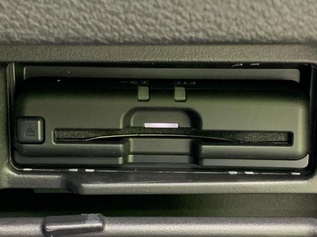 セレナ eパワーハイウェイスターV 新品タイヤ/保証書/純正 10インチ メモリーナビ/インテリジェントルームミラー/エマージェンシーブレーキ/ハンズフリー両側電動スライドドア/シートヒーター 前席/アラウンドビューモニター DVD再生(15枚目)