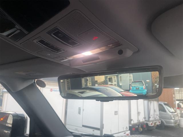 ディフェンダー 110S D350 パノラミックスライディングルーフ シートヒーター デジタルインナーミラー 法人1オーナー(29枚目)