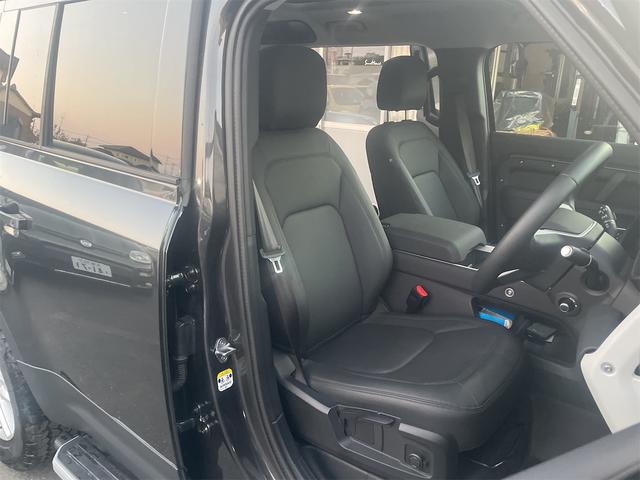 ディフェンダー 110S D350 パノラミックスライディングルーフ シートヒーター デジタルインナーミラー 法人1オーナー(32枚目)