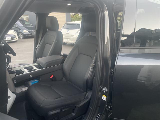 ディフェンダー 110S D350 パノラミックスライディングルーフ シートヒーター デジタルインナーミラー 法人1オーナー(34枚目)