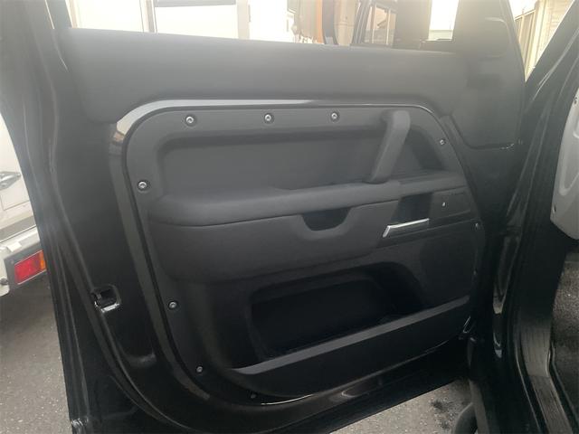 ディフェンダー 110S D350 パノラミックスライディングルーフ シートヒーター デジタルインナーミラー 法人1オーナー(40枚目)