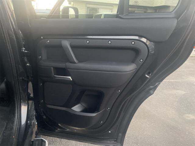 ディフェンダー 110S D350 パノラミックスライディングルーフ シートヒーター デジタルインナーミラー 法人1オーナー(43枚目)