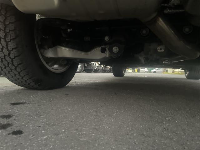 ディフェンダー 110S D350 パノラミックスライディングルーフ シートヒーター デジタルインナーミラー 法人1オーナー(46枚目)