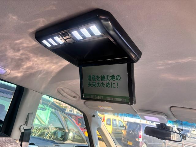 セレナ ハイウェイスター　Ｖセレ＋セーフティＩＩ　ＳＨＶ　純正ナビ　フリップダウンモニター（15枚目）