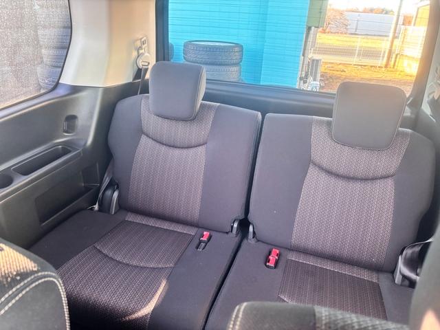 セレナ ハイウェイスター　Ｖセレ＋セーフティＩＩ　ＳＨＶ　純正ナビ　フリップダウンモニター（17枚目）