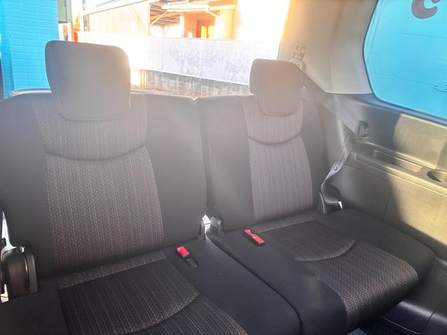 セレナ ハイウェイスター　Ｖセレ＋セーフティＩＩ　ＳＨＶ　純正ナビ　フリップダウンモニター（18枚目）