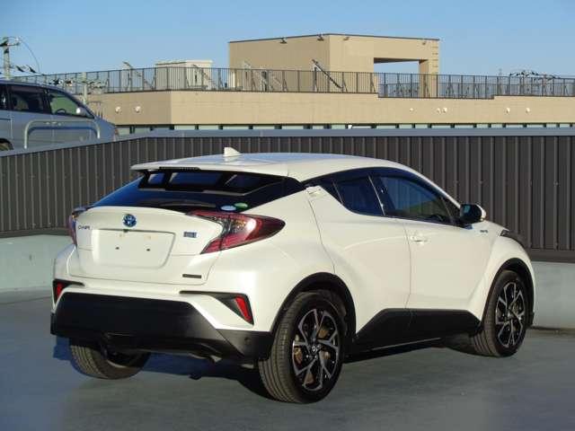 C-HR ハイブリッド 1.8 G ナビ バックカメラ シートヒーター ETC TSS アダクティブクルーズ シートヒータ アイドルストップ AHB 禁煙車両 LEDヘッド バックモニタ イモビライザー ナビ&TV ETC付 スマキー(2枚目)