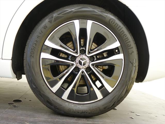 Ａクラスセダン Ａ１８０　セダン　ナビゲーションパッケージ　Ｂｌｕｅｔｏｏｔｈ接続　ＥＴＣ　ＬＥＤヘッドライト　ＴＶ　アイドリングストップ　クルーズコントロール　コネクテッド機能　シートヒーター　トランクスルー　ナビ　バックモニター（10枚目）