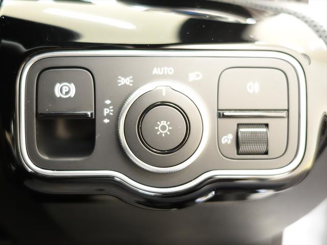 Ａクラスセダン Ａ１８０　セダン　ナビゲーションパッケージ　Ｂｌｕｅｔｏｏｔｈ接続　ＥＴＣ　ＬＥＤヘッドライト　ＴＶ　アイドリングストップ　クルーズコントロール　コネクテッド機能　シートヒーター　トランクスルー　ナビ　バックモニター（20枚目）