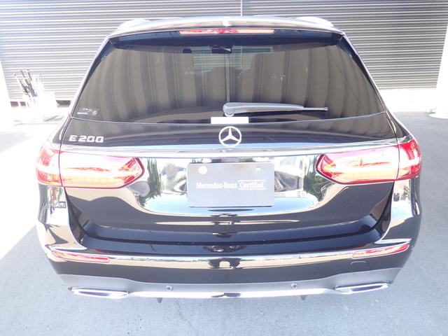 Ｅクラスステーションワゴン Ｅ２００　ステーションワゴン　スポーツ　ＡＭＧラインインテリアパッケージ　エクスクルーシブパッケージ　Ｂｌｕｅｔｏｏｔｈ接続　ＥＴＣ　ＬＥＤヘッドライト　ＴＶ　アイドリングストップ　クルーズコントロール　コネクテッド機能　サイドカメラ（4枚目）