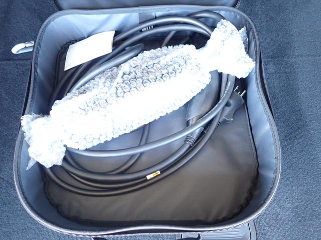 ＥＱＥ ＳＵＶ ＥＱＥ３５０　４マチック　ＳＵＶ　ローンチエディション　Ｂｌｕｅｔｏｏｔｈ接続　ＥＴＣ　ＬＥＤヘッドライト　ＴＶ　クルーズコントロール　コネクテッド機能　サイドカメラ　サンルーフ・ガラスルーフ　シートエアコン　シートヒーター　トランクスルー　ナビ（11枚目）