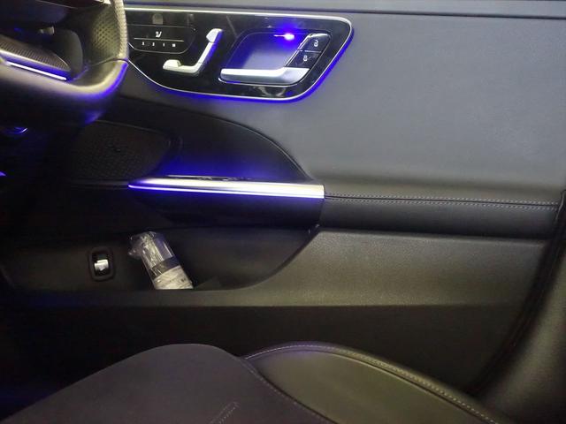 Ｃクラス Ｃ２００　アバンギャルド　ＡＭＧライン　ベーシックパッケージ　Ｂｌｕｅｔｏｏｔｈ接続　ＥＴＣ　ＬＥＤヘッドライト　ＴＶ　アイドリングストップ　クルーズコントロール　コネクテッド機能　サイドカメラ　サンルーフ・ガラスルーフ　シートヒーター（15枚目）