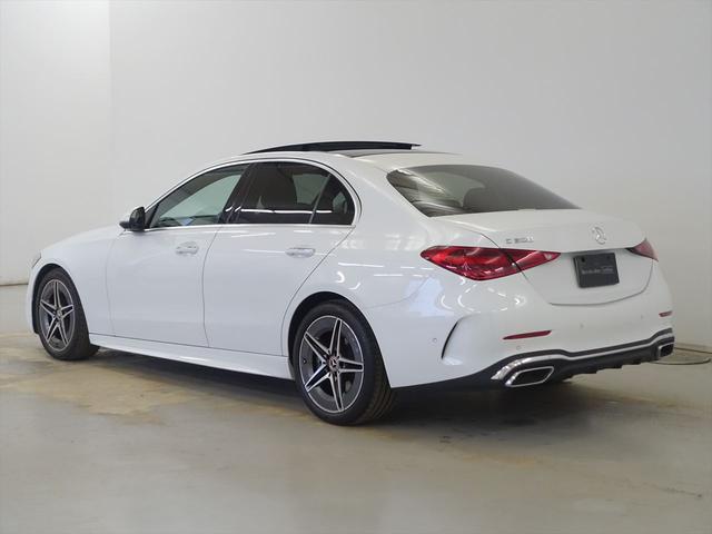 Ｃクラス Ｃ２００　アバンギャルド　ＡＭＧライン　レザーエクスクルーシブパッケージ　ベーシックパッケージ　Ｂｌｕｅｔｏｏｔｈ接続　ＥＴＣ　ＬＥＤヘッドライト　ＴＶ　アイドリングストップ　クルーズコントロール　コネクテッド機能　サイドカメラ（4枚目）