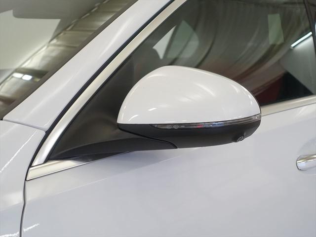 Ｃクラス Ｃ２００　アバンギャルド　ＡＭＧライン　レザーエクスクルーシブパッケージ　ベーシックパッケージ　Ｂｌｕｅｔｏｏｔｈ接続　ＥＴＣ　ＬＥＤヘッドライト　ＴＶ　アイドリングストップ　クルーズコントロール　コネクテッド機能　サイドカメラ（8枚目）