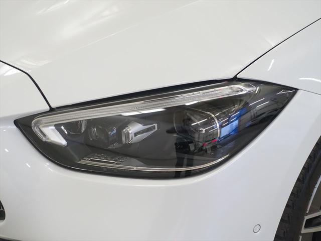 Ｃクラス Ｃ２００　アバンギャルド　ＡＭＧライン　レザーエクスクルーシブパッケージ　ベーシックパッケージ　Ｂｌｕｅｔｏｏｔｈ接続　ＥＴＣ　ＬＥＤヘッドライト　ＴＶ　アイドリングストップ　クルーズコントロール　コネクテッド機能　サイドカメラ（9枚目）