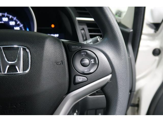 フィット １３Ｇ・Ｌホンダセンシング　認定中古車　運転支援　ナビ　Ｂカメラ　ワンオーナー車　１オーナ　衝突軽減システム　クルコン　エアバック　ＬＥＤヘッド　ドライブレコーダー装着車　サイドカーテンエアバック　ＵＳＢポート　禁煙　整備記録簿（14枚目）