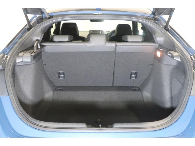 シビック ｅ：ＨＥＶＥＸ　２年保証付　デモカー　運転支援　ドラレコ　ナビ　Ｂカメラ　ＥＴＣ　サンルーフ　パーキングセンサー　パワーシート　ＥＳＣ　ＵＳＢ接続　オートライト　サイドカーテンエアバック　フルセグ　シートヒーター（21枚目）