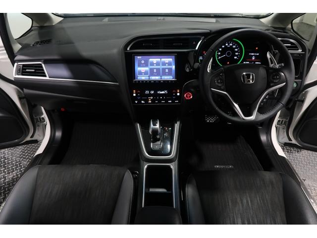 シャトル ハイブリッドXホンダセンシング 認定中古車 2年保証 メモリ-ナビ ETC 前後ドライブレコーダー バックカメラ ワンオーナー 横滑抑制 スマ-トキ- 盗難防止 フルTV サイドエアバッグ シートヒーター LEDヘッドライト 禁煙車(8枚目)