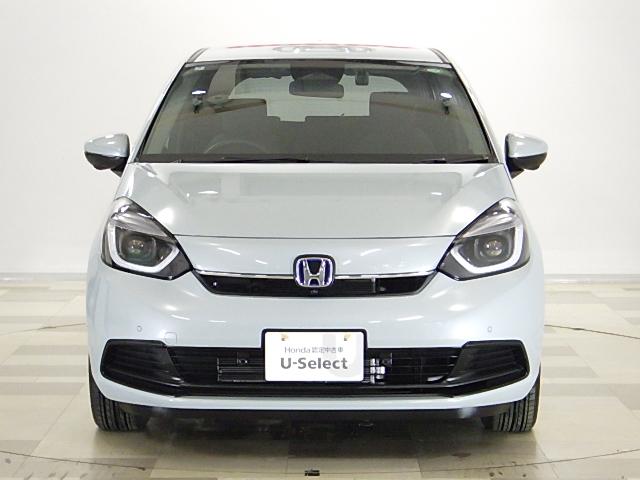 フィット e:HEVホーム ワンオーナー/衝突軽減ブレーキ/認定中古車/フルセグTV/メモリーナビ/サポカー/ETC/ドライブレコーダー/バックモニター/LEDライト/クルコン/スマートキー/横滑り防止装置/USB入力端子 禁煙(6枚目)