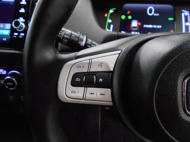 フィット e:HEVホーム ワンオーナー/衝突軽減ブレーキ/認定中古車/フルセグTV/メモリーナビ/サポカー/ETC/ドライブレコーダー/バックモニター/LEDライト/クルコン/スマートキー/横滑り防止装置/USB入力端子 禁煙(19枚目)