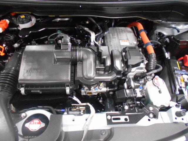 フィット e:HEVホーム ワンオーナー/衝突軽減ブレーキ/認定中古車/フルセグTV/メモリーナビ/サポカー/ETC/ドライブレコーダー/バックモニター/LEDライト/クルコン/スマートキー/横滑り防止装置/USB入力端子 禁煙(25枚目)