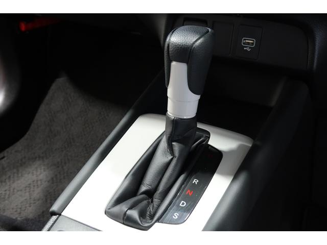 フィット ホーム　認定中古車／２年保証付／ワンオーナー／禁煙車／スマートキー／サポカー／運転支援／衝突軽減ブレーキ／障害物センサー／フルセグＴＶ／メモリーナビ／バックカメラ／前後ドライブレコーダー／ＬＥＤヘッドライト（12枚目）