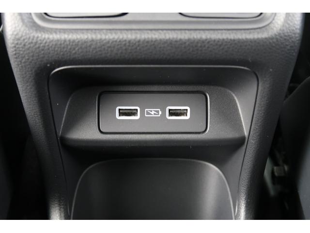 ヴェゼル ｅ：ＨＥＶＺ　認定中古車　２年保証付　ワンオーナー　禁煙車　純正ナビ　バックカメラ　ＥＴＣ　運転支援　盗難防止装置　フルセグテレビ　スマ－トキ－　アクティブクルーズ　パーキングセンサー　ワイヤレス充電　横滑り防止（24枚目）