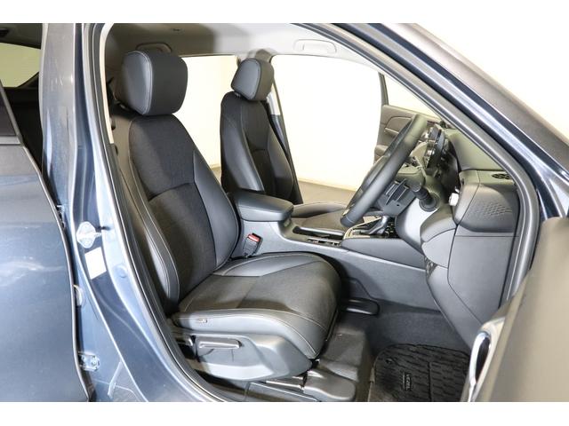 ヴェゼル ｅ：ＨＥＶＺ　認定中古車　２年保証付　ワンオーナー　禁煙車　純正ナビ　バックカメラ　ＥＴＣ　運転支援　盗難防止装置　フルセグテレビ　スマ－トキ－　アクティブクルーズ　パーキングセンサー　ワイヤレス充電　横滑り防止（27枚目）