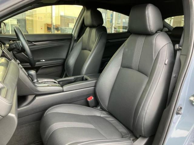 シビック ヒョウジュン サンルーフ/保証書/純正 SDナビ/ホンダセンシング/シートヒーター 前席/車線逸脱防止支援システム/シート 合皮/ドライブレコーダー 前後/ヘッドランプ LED/Bluetooth接続 バックカメラ(6枚目)