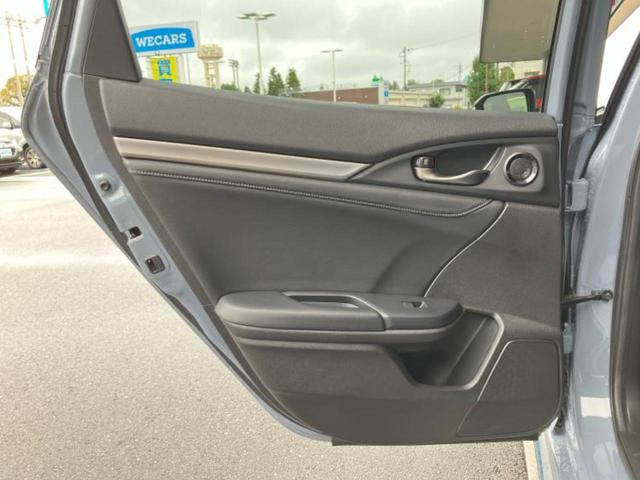 シビック ヒョウジュン サンルーフ/保証書/純正 SDナビ/ホンダセンシング/シートヒーター 前席/車線逸脱防止支援システム/シート 合皮/ドライブレコーダー 前後/ヘッドランプ LED/Bluetooth接続 バックカメラ(23枚目)