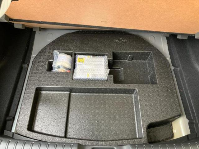 シビック ヒョウジュン サンルーフ/保証書/純正 SDナビ/ホンダセンシング/シートヒーター 前席/車線逸脱防止支援システム/シート 合皮/ドライブレコーダー 前後/ヘッドランプ LED/Bluetooth接続 バックカメラ(26枚目)