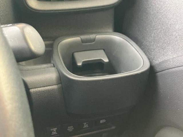 シエンタ ハイブリッドＺ　新品タイヤ／保証書／純正　１０．５インチ　メモリーナビ／トヨタセーフティセンス／両側電動スライドドア／パノラミックビューモニター／車線逸脱防止支援システム／パーキングアシスト　バックガイド　ＥＴＣ（40枚目）