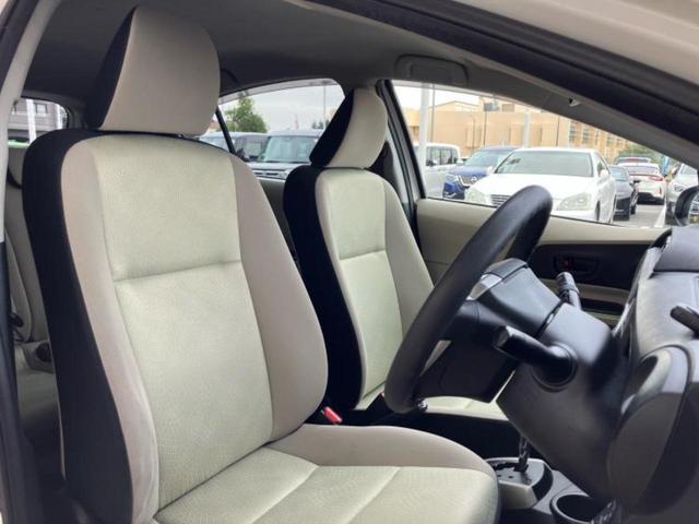 アクア S 保証書/純正 SDナビ/パーキングアシスト バックガイド/Bluetooth接続/ETC/EBD付ABS/横滑り防止装置/アイドリングストップ/バックモニター/フルセグTV/DVD バックカメラ(4枚目)