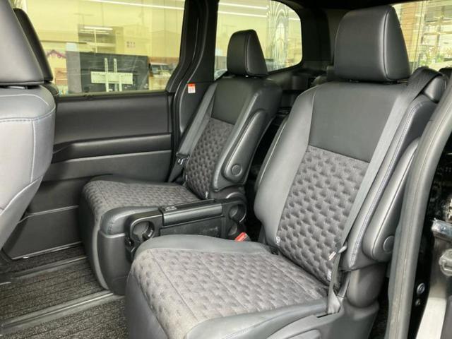 ヴォクシー S-Z 新品タイヤ/保証書/純正 SDナビ/フリップダウンモニター/デジタルインナーミラー/衝突安全装置/両側電動スライドドア/シートヒーター/車線逸脱防止支援システム/シート ハーフレザー バックカメラ(8枚目)